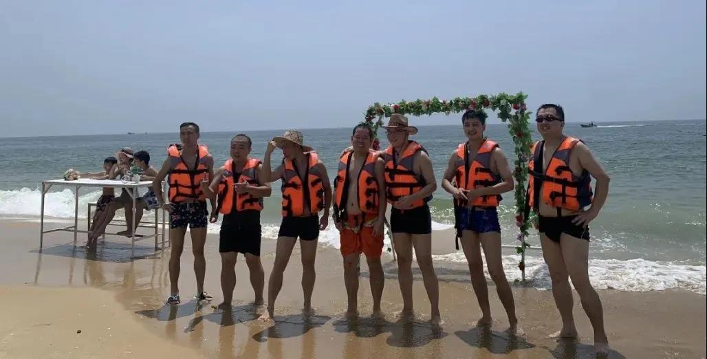 激情盛夏，和私有云的小伙伴們一起乘風破浪！——HiShop海商